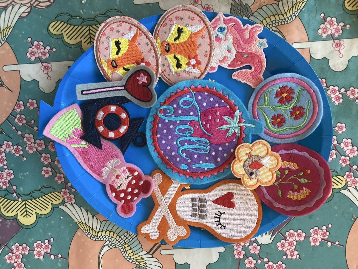 Toppe: Aufnäher/Patches Set modern Lillestoff – Nuovo (secondo la descrizione) da Birsfelden venduto da Soulseeker 1