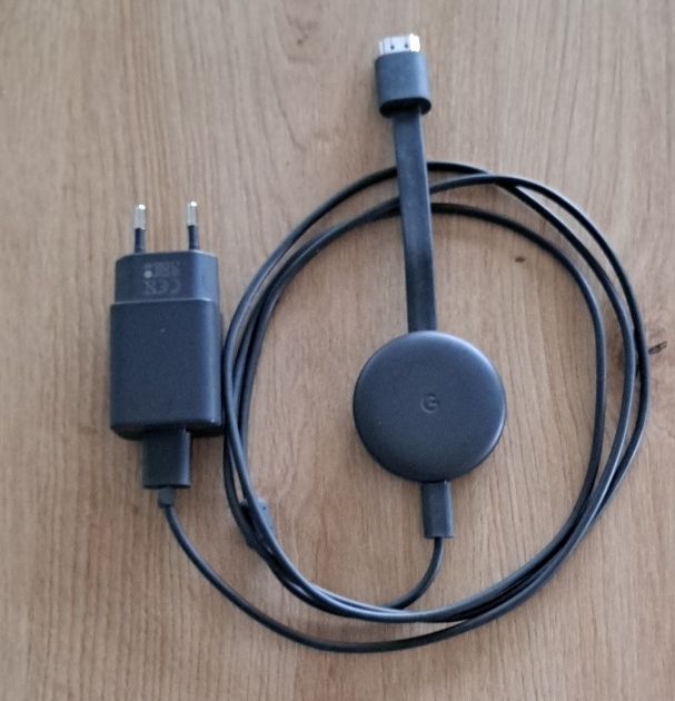 Google Systèmes audio & multimédias: Google Chromecast avec bloc d'alimentation  – D'occasion à Hombrechtikon par Atroms47