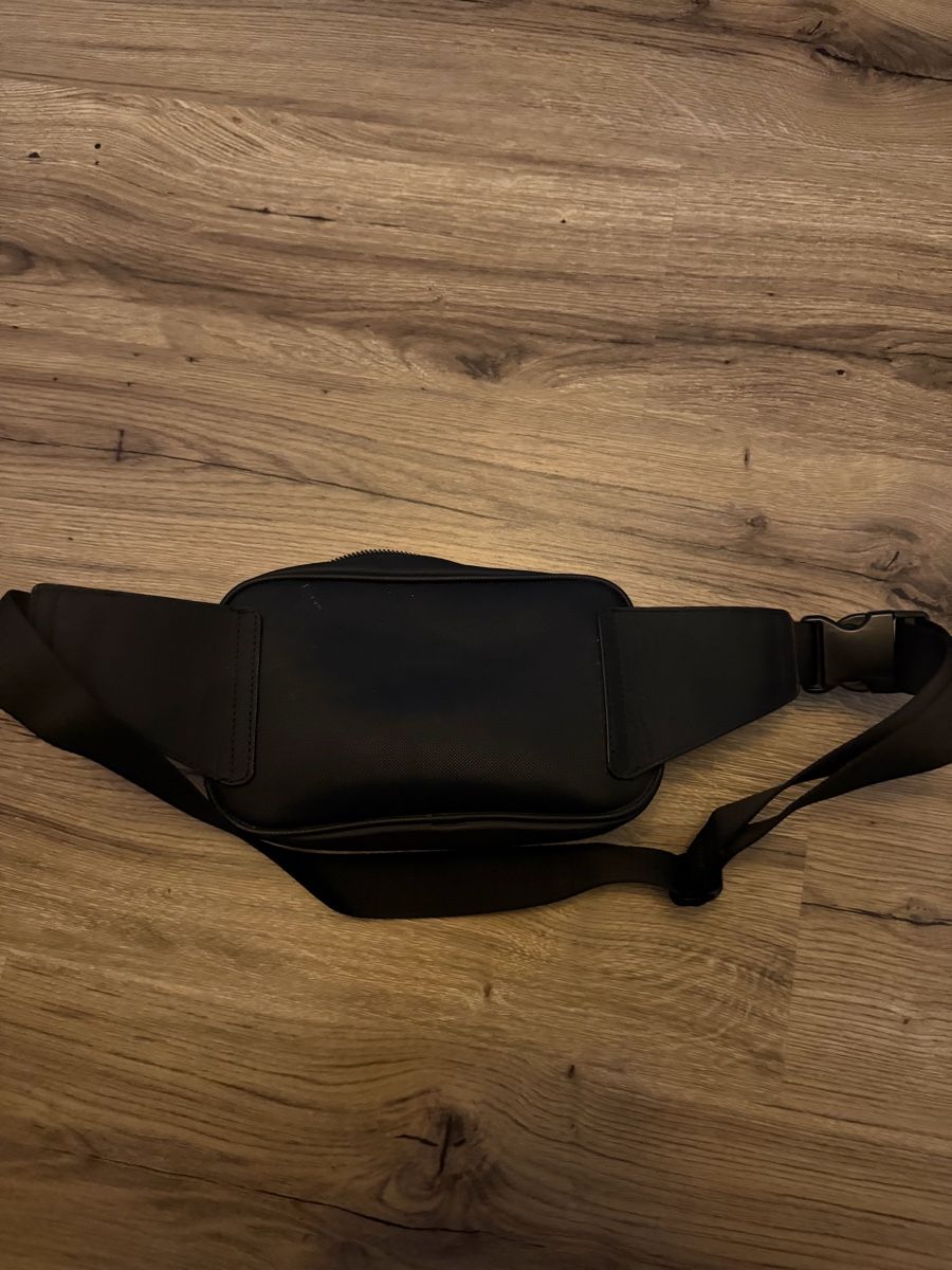 Taschen: Bauchtasche – Gebraucht aus Thun von Darioteuscher 1