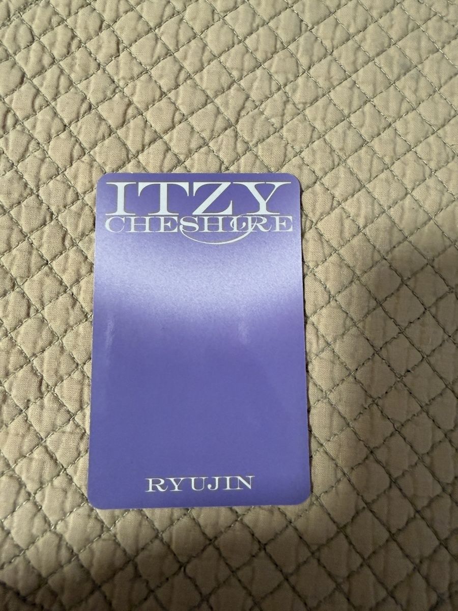 Carte collezionabili: ITZY RYUJIN Sammelbild Original – Nuovo (secondo la descrizione) da Basel venduto da kal_l6ms 1