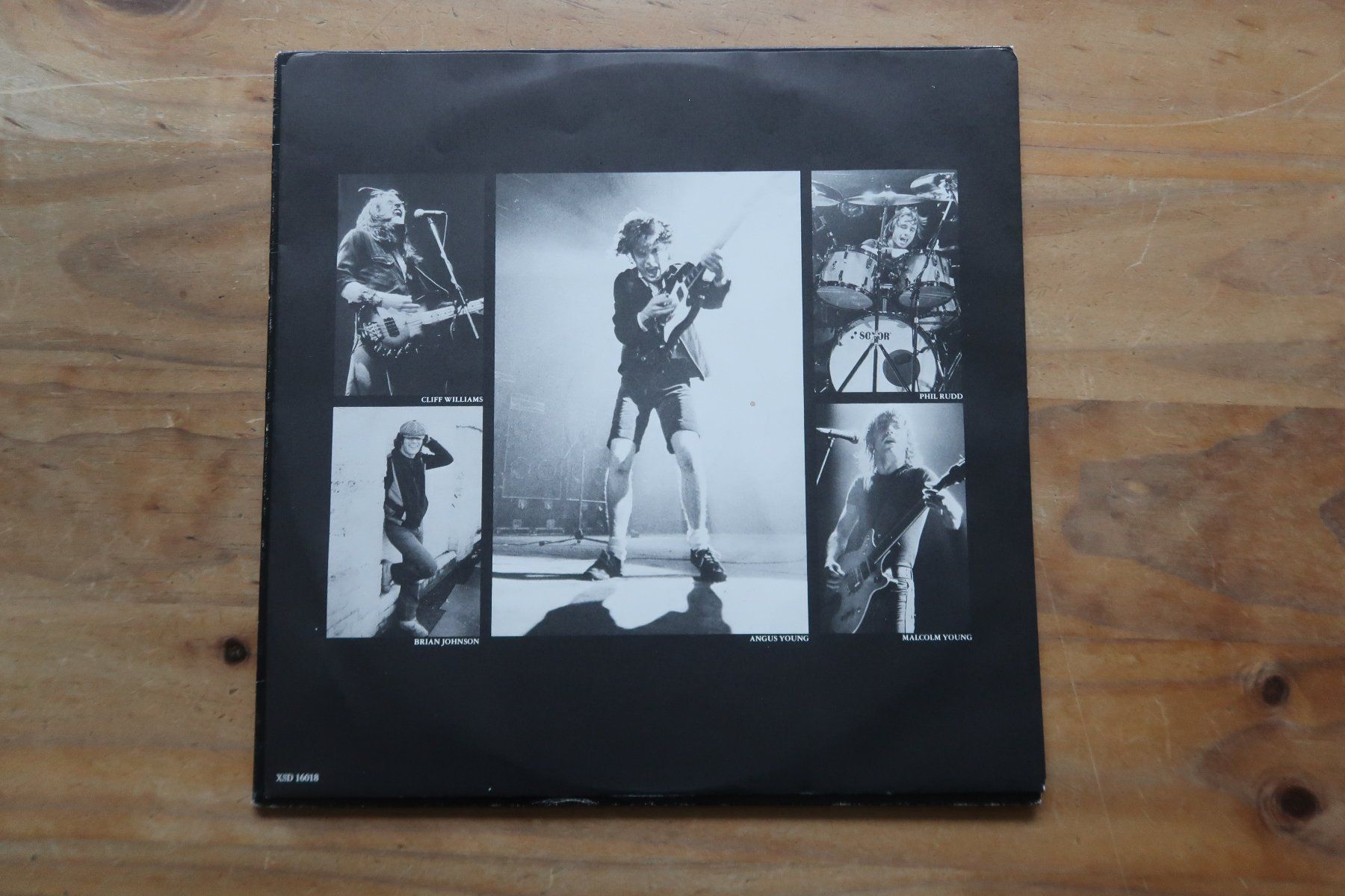 Dischi in vinile: AC/DC - BACK IN BLACK - VINYL LP – Usato da Basel venduto da Patiscat 4
