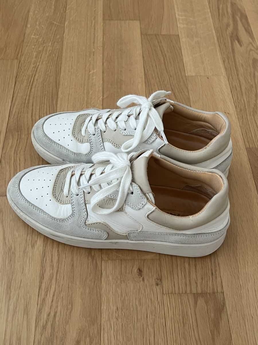 Damenschuhe: Wayz Damen Sneaker Gr. 38 – Gebraucht aus Urdorf von be_bravee 1