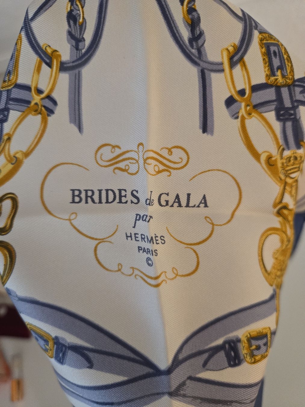 Hermès Foulard & Sciarpe: Seidenschal Hermès "Brides de Gala" – Nuovo (secondo la descrizione) da Weinfelden venduto da lexamo94 2