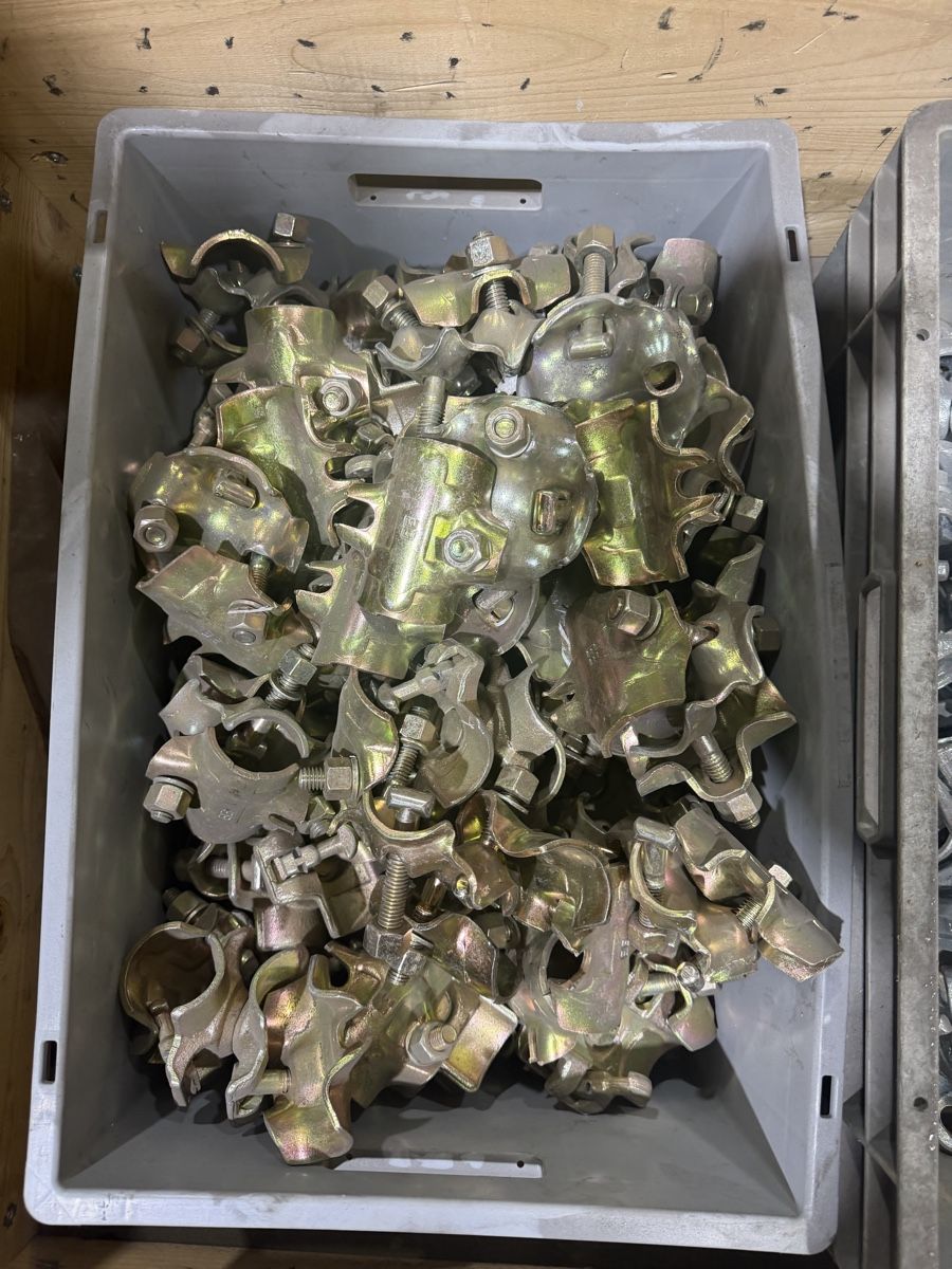 Gerüste: Gerüstmaterial – Neu (gemäss Beschreibung) aus Flüelen von ABS-Technik 1