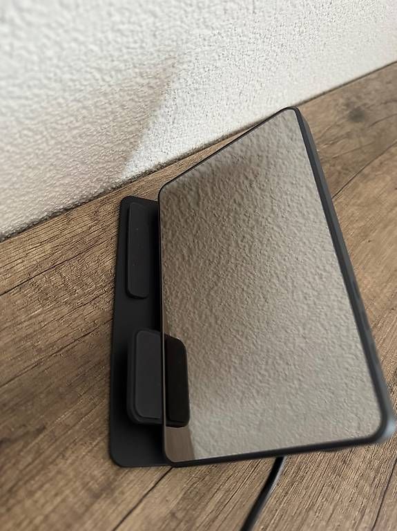 Caricabatterie: 4 in 1 wireless charger&clock – Usato da Heiligkreuz (Mels) venduto da Chliniii 2