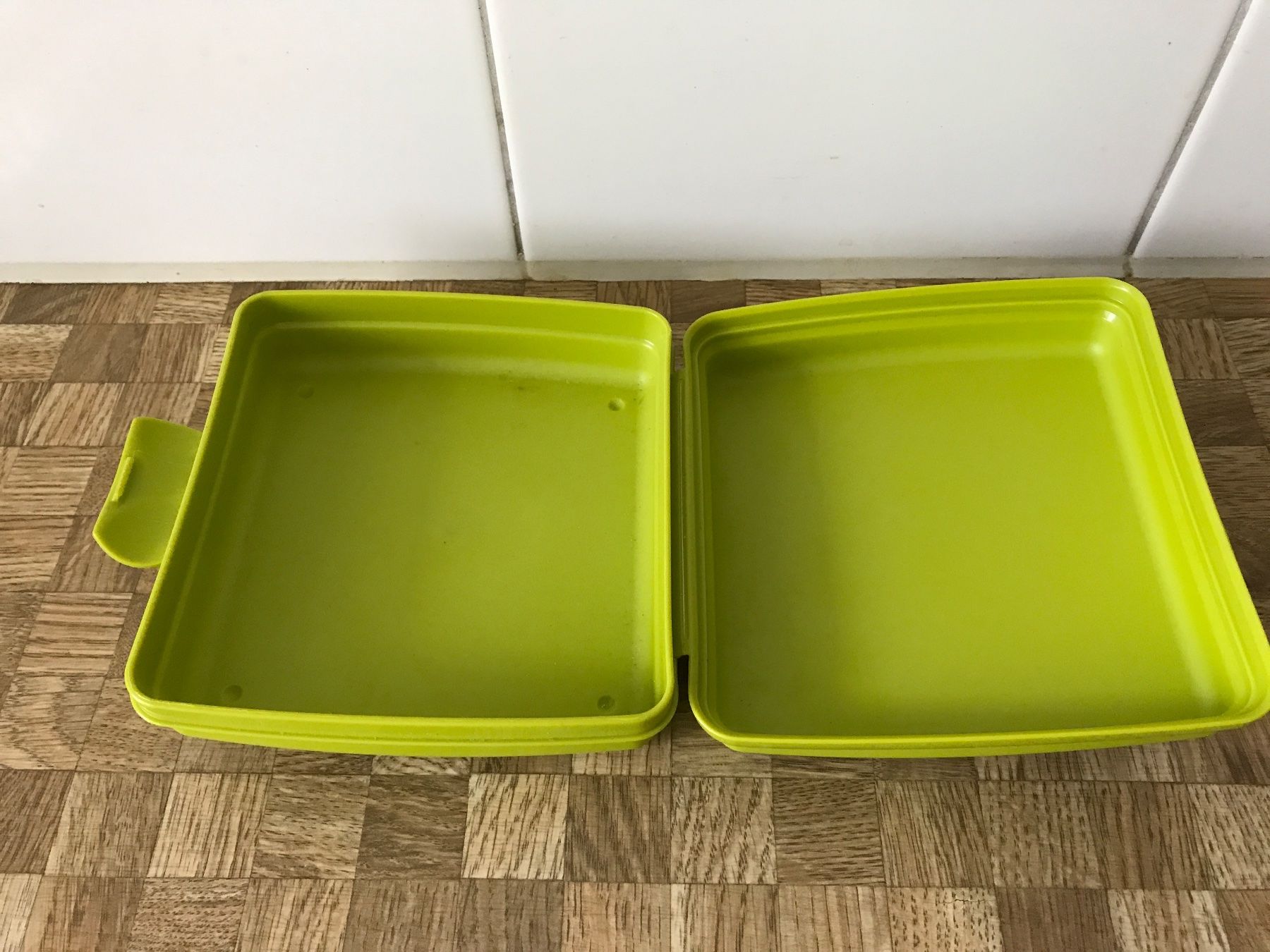 Tupperware Recipients et similaires: Tupperware Lunchbox – D'occasion à Birmensdorf ZH par Hilhan 2