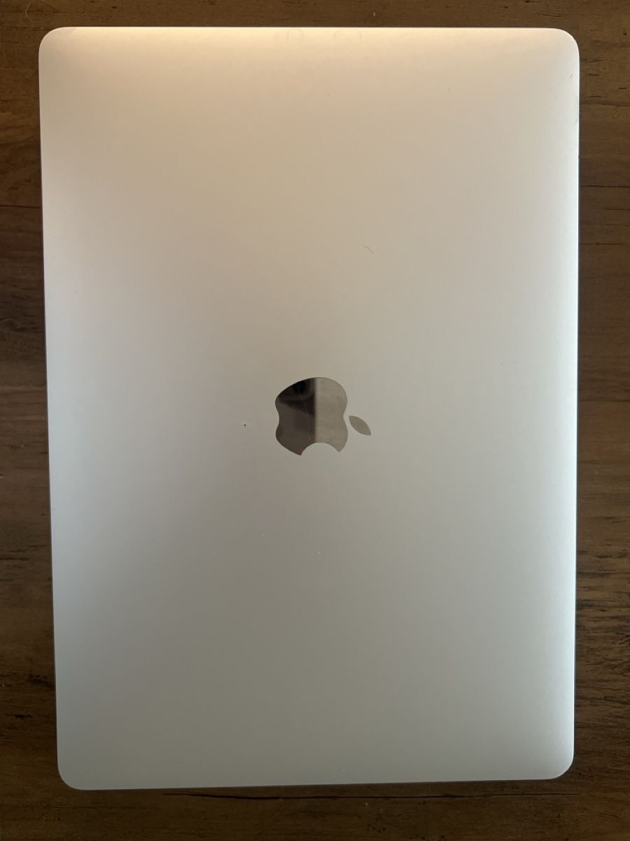 Apple Portables: MacBook Air 13 – D'occasion à Basel par bra_nz58