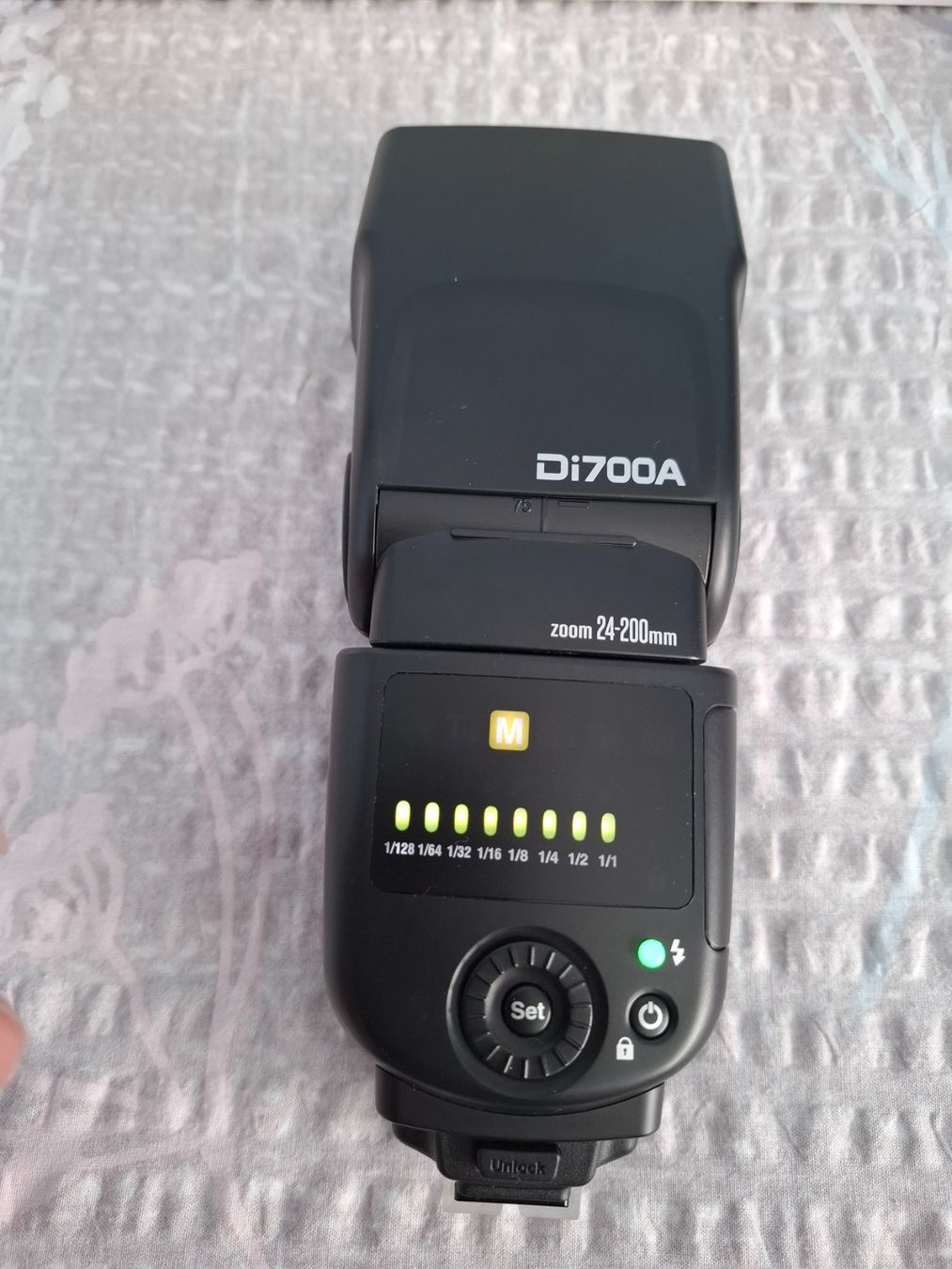 Nissin Flash: Nissin Digital Di700A Kit Aufsteckblitz, Sony – Nuovo (secondo la descrizione) da Riehen venduto da joerdeli 2