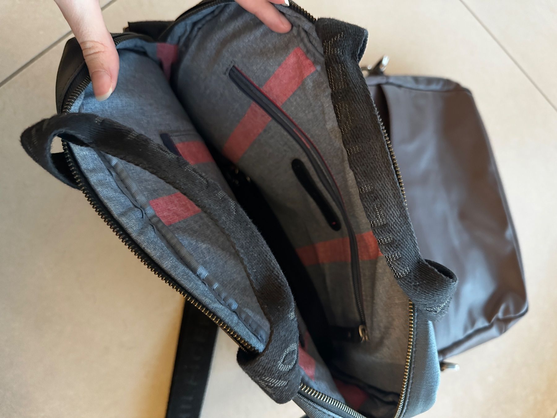 Koffer & Taschen: Tommy Hilfiger Aktentasche Herren schwarz und/oder braun – Gebraucht aus Rothrist von moreno_81 4