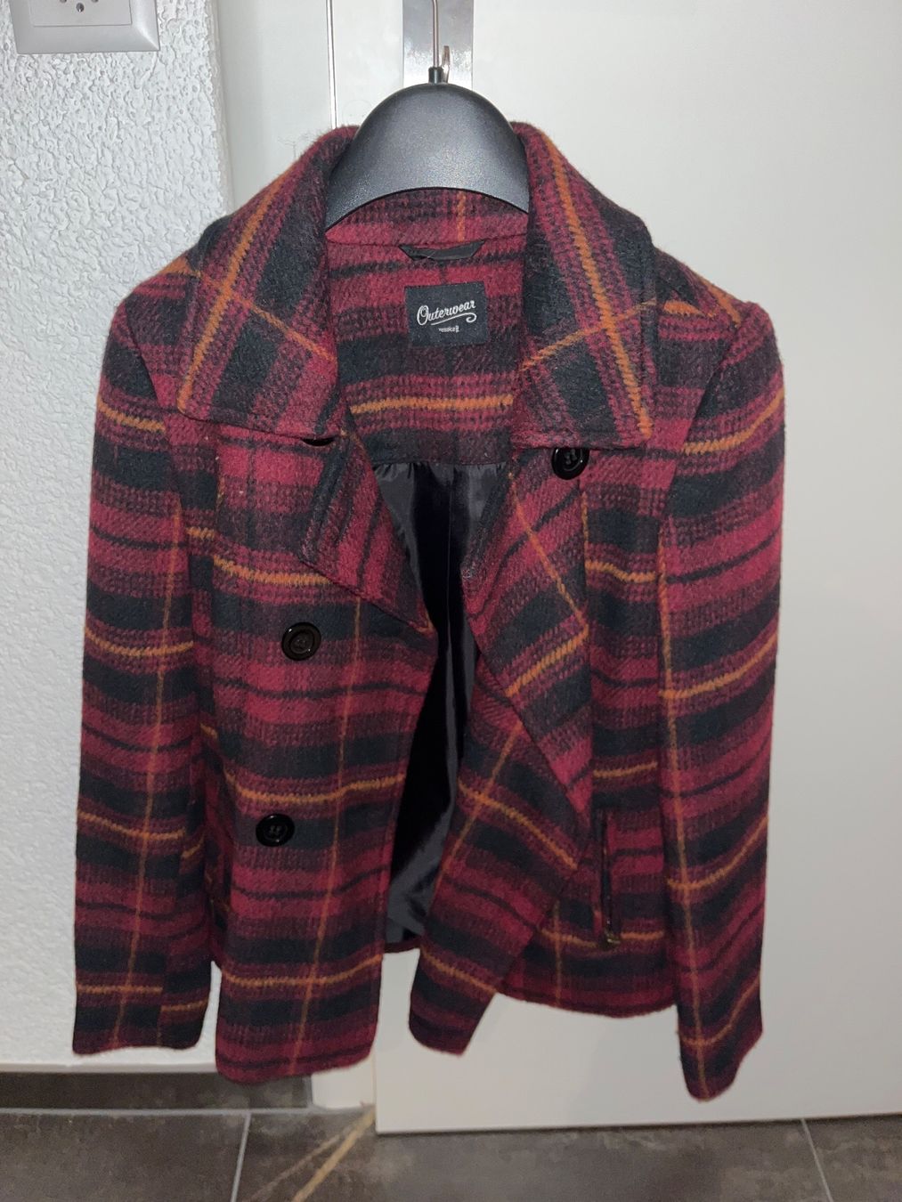 Giacche: Karrierte Bordeau-Rote Jacke / Mantel – Usato da Hombrechtikon venduto da Kaatja