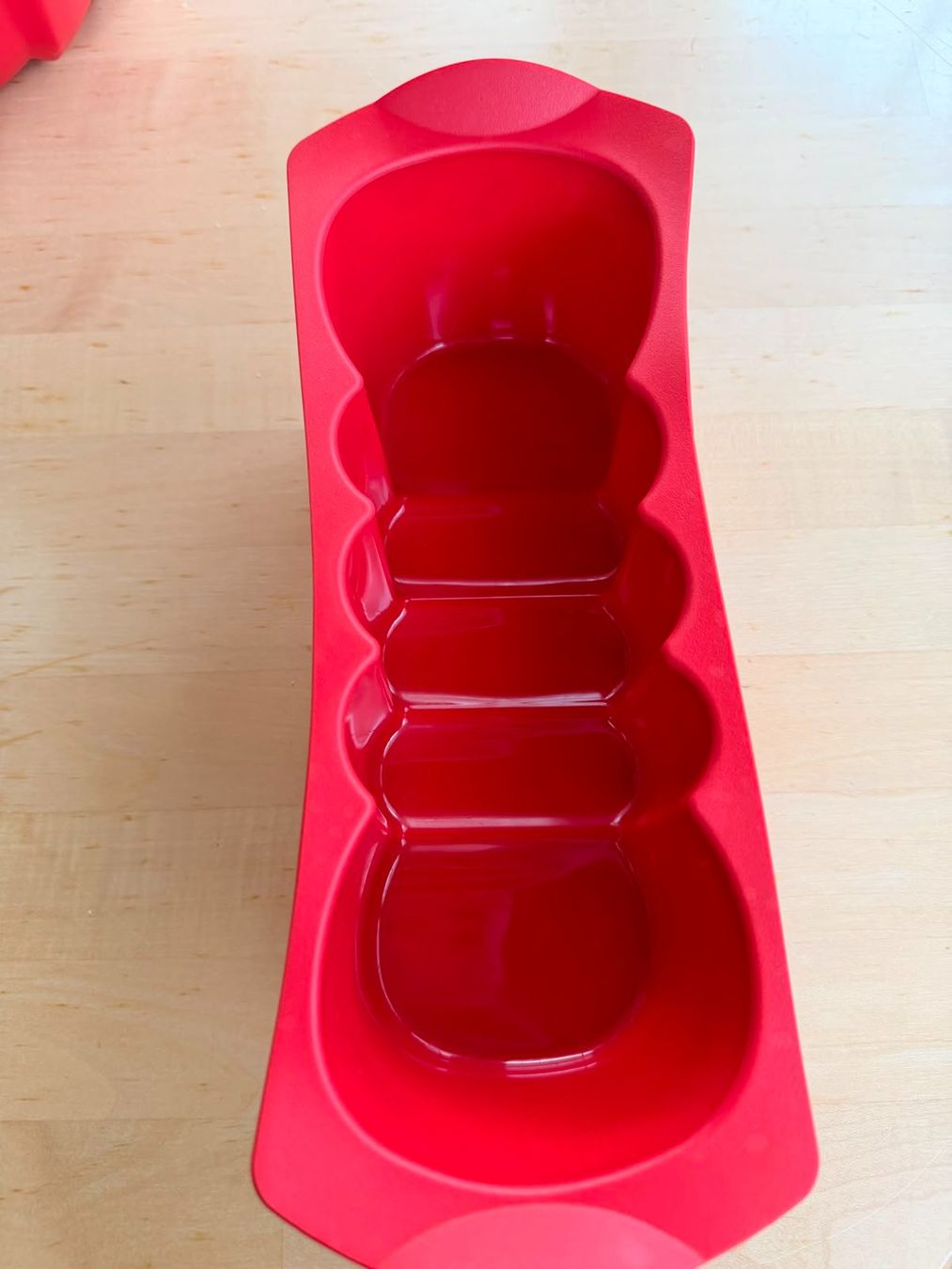 Tupperware Teglie da forno: Tupperware Silikon Kastenform – Usato da Gwatt (Thun) venduto da Knuddel.88