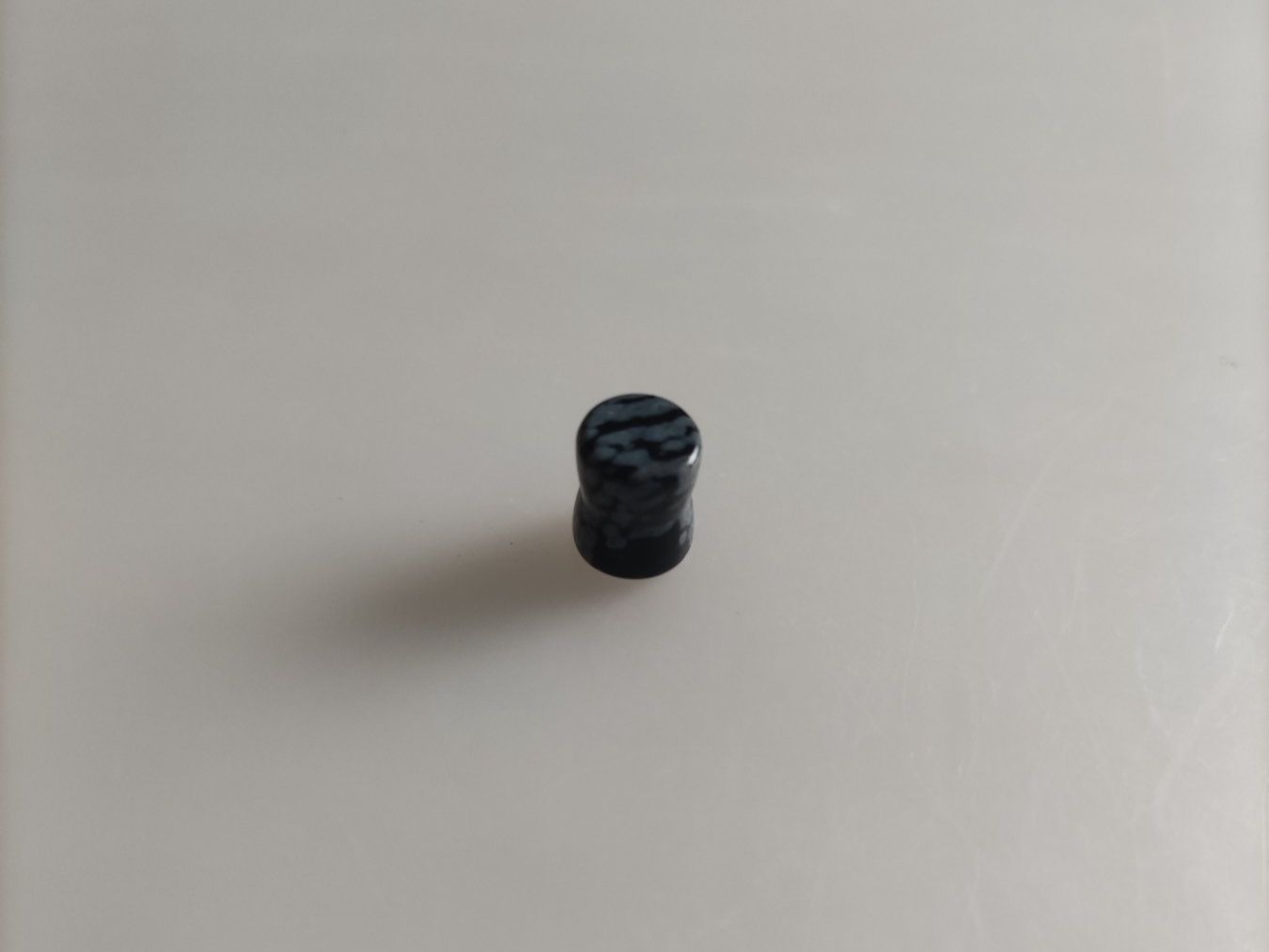 Gioielli per piercing: Plug / tunnel oreille 6 mm en obsidienne tachetée – Nuovo (secondo la descrizione) da Grand-Lancy venduto da Morriganne