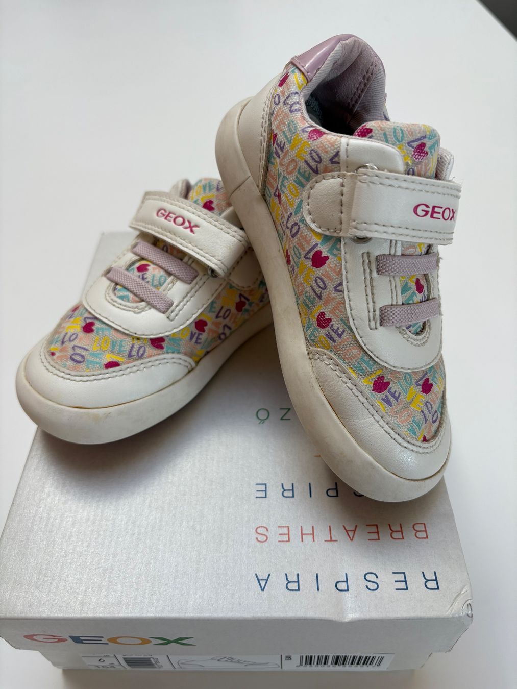 Geox Chaussures filles: Geox Turnschuhe Grösse 23 – D'occasion à Silvaplana par nad_9l9w 1