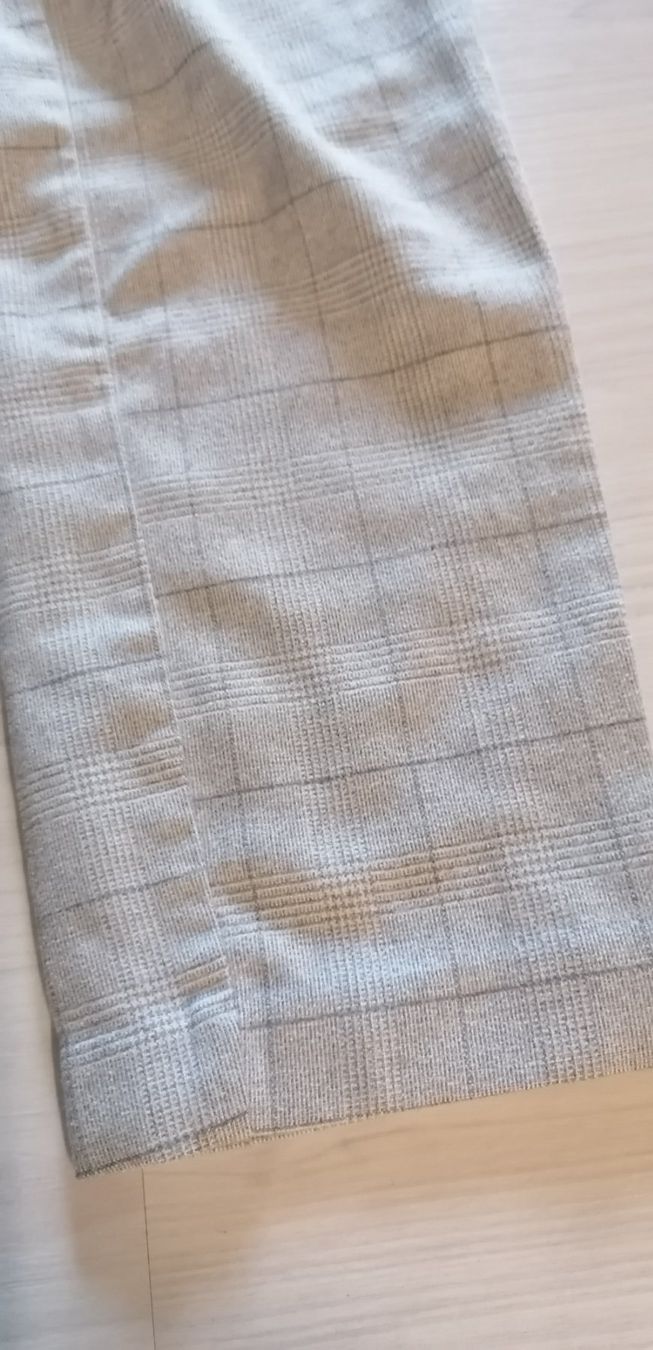 Hosen: Pantalon, pantalon à carreaux, bas – Gebraucht aus Montcherand von petiteoune75 3