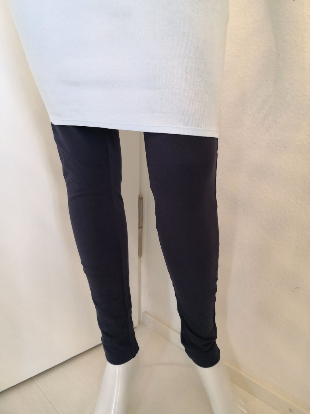 Leggings: 🤩LEGGINS DUNKELBLAU – D'occasion à Olten par Naja-Twins-Twins 9