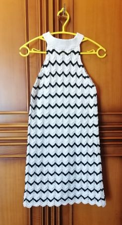 Girl Dress White Black Chevron Pattern Knit Size S New