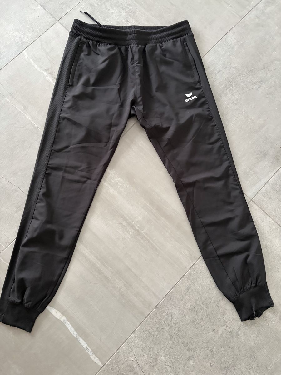 Hosen: Erima Trainerhose schwarz / Grösse 40 – Gebraucht aus Fischbach-Göslikon von Barbarak2