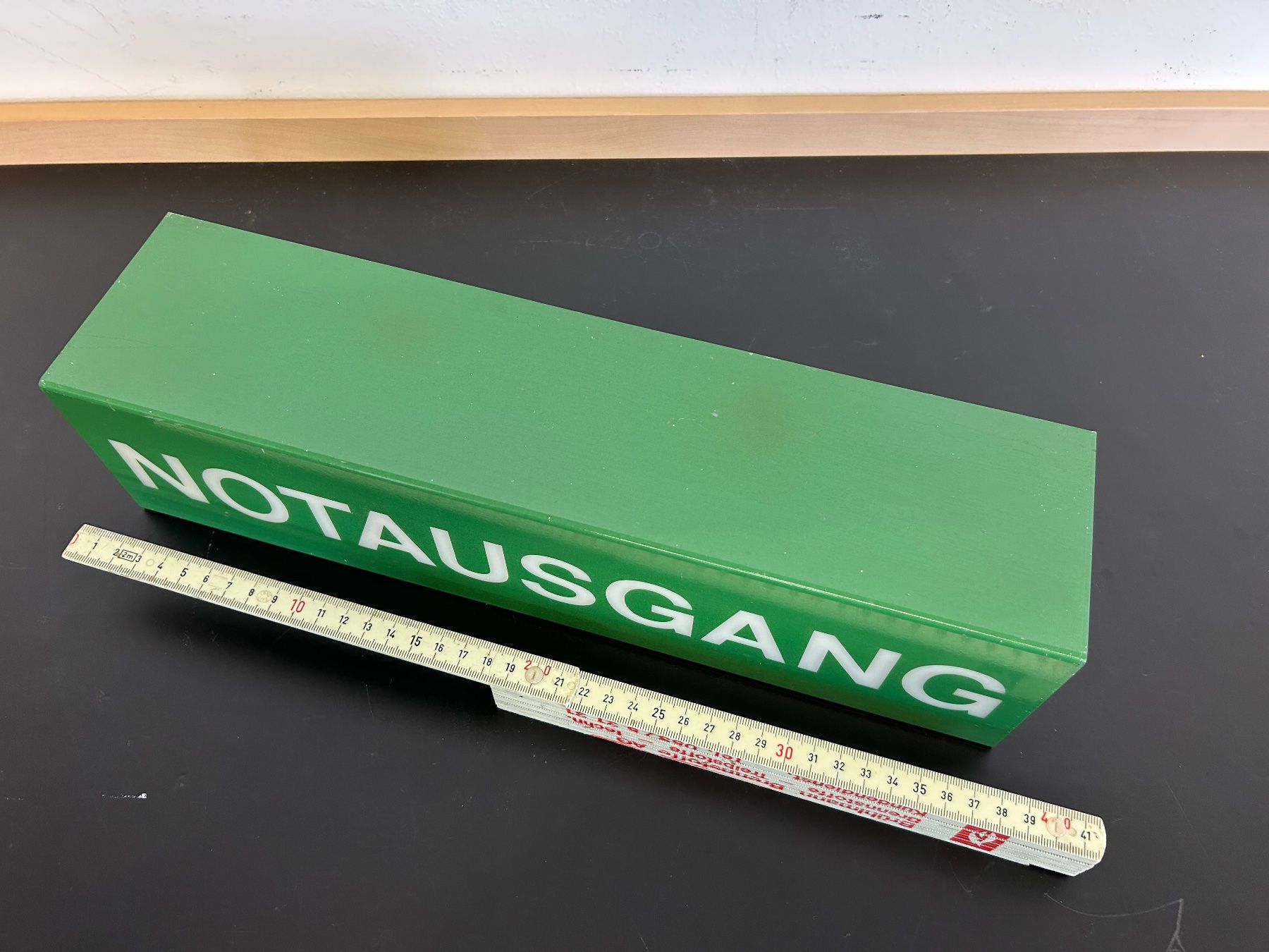 Lampen: Notausgang Leuchte mit Fassung E27 – Gebraucht aus Zürich von LuZ_8005 3