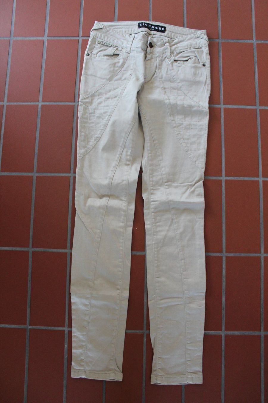 Jeans: Richmond Jeans Gr.26 – D'occasion à zürich par kira.jj