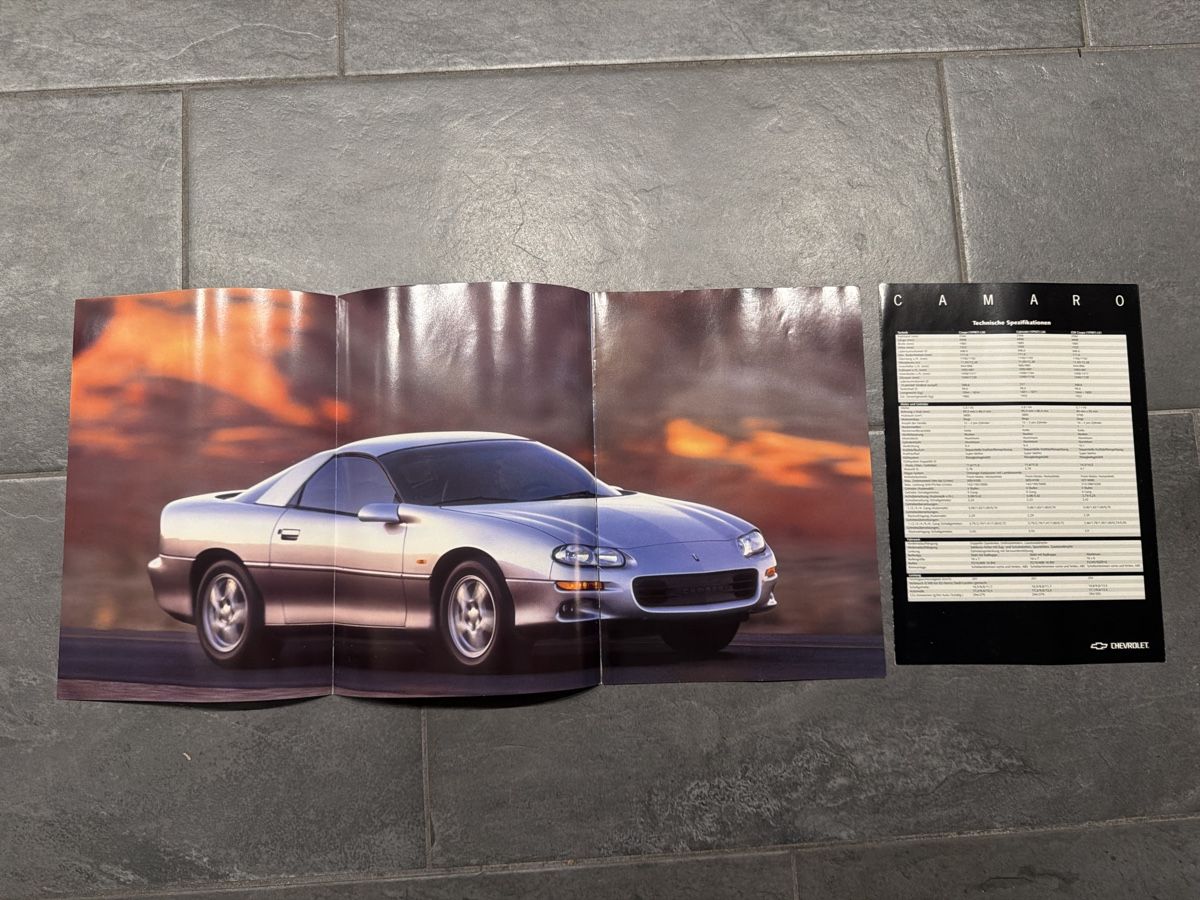 Chevrolet Documenti: Chevrolet Camaro Prospekt - rar – Usato da Wolfwil venduto da Rolex1 1