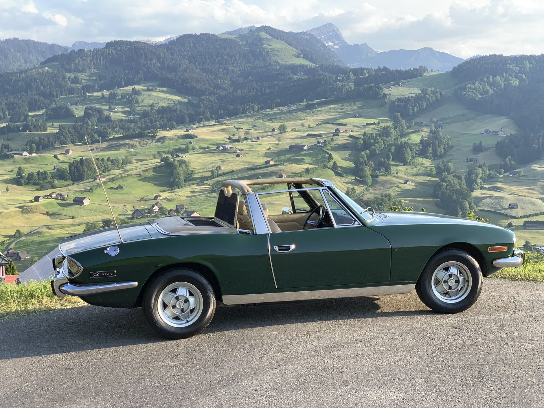 Triumph Automobili: Triumph Stag 1976 – Usato da Lichtensteig venduto da Twalt 1