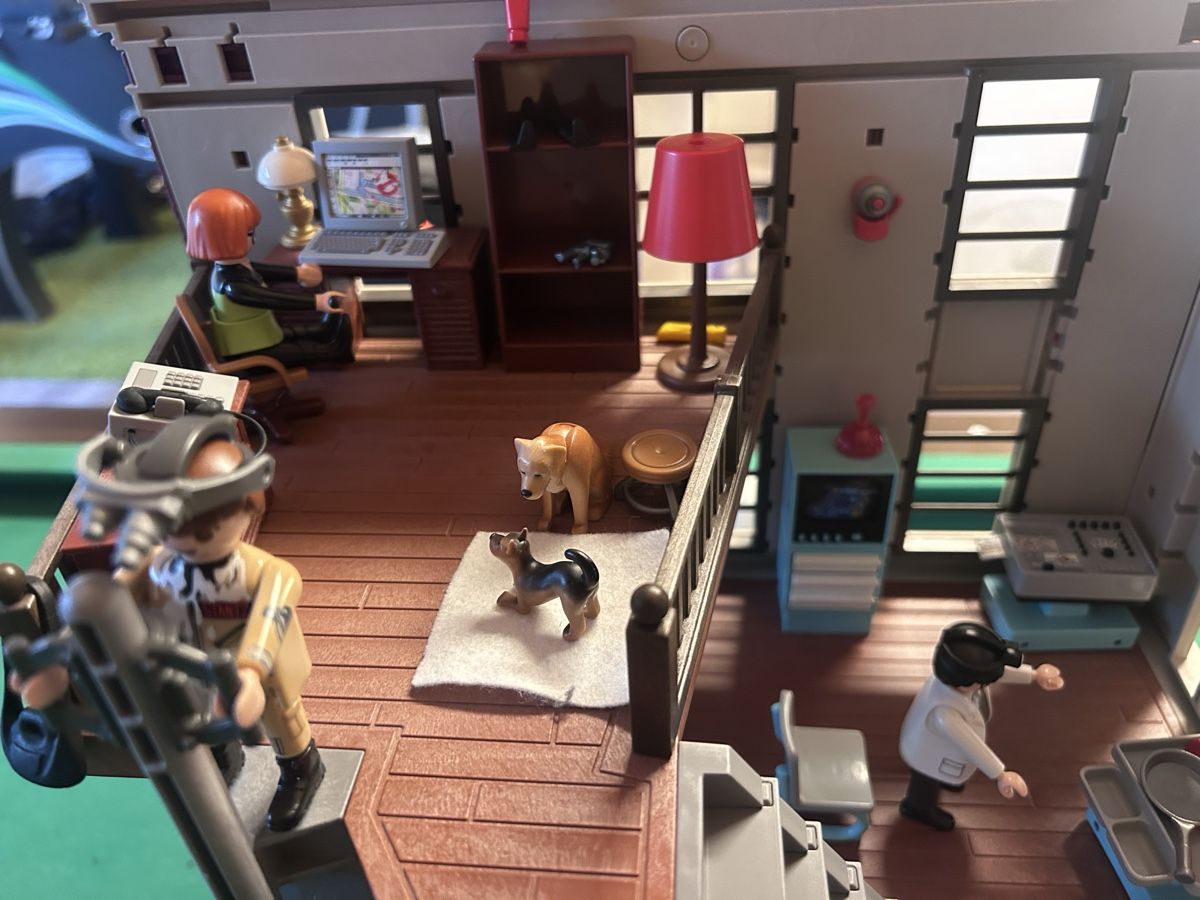 Playmobil Jouets: Playmobil Ghostbusters mit Auto usw. – D'occasion à Schattdorf par Beni8080 4