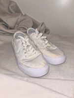 Nike SB Charge low white