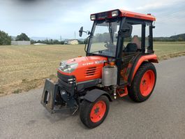KUBOTA STV40 / STV 40 Kommunaltraktor / Rasentraktor BJ 2013