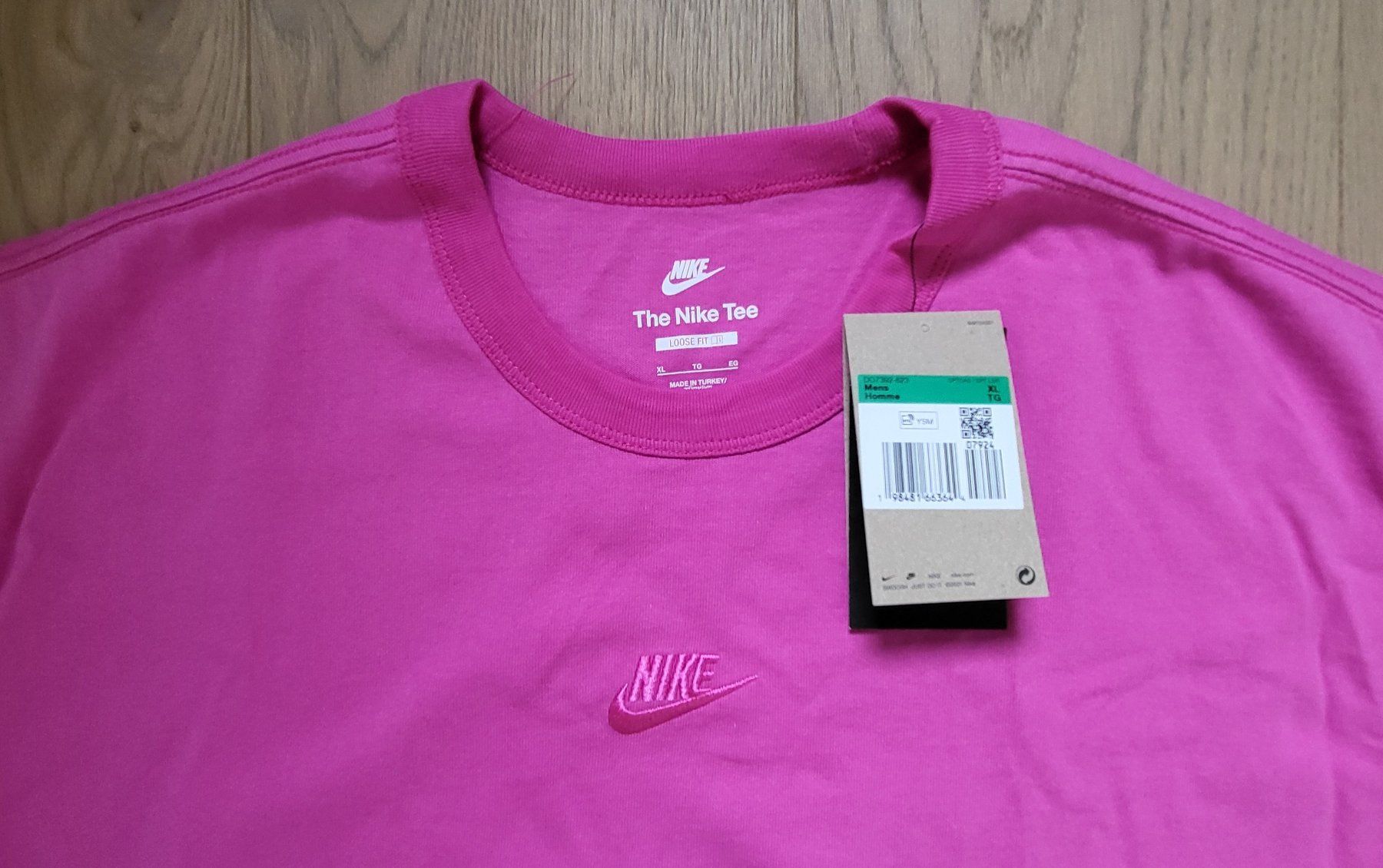 Nike T-shirt: T Shirt – Nuovo (secondo la descrizione) da Wangs venduto da mimidati 1