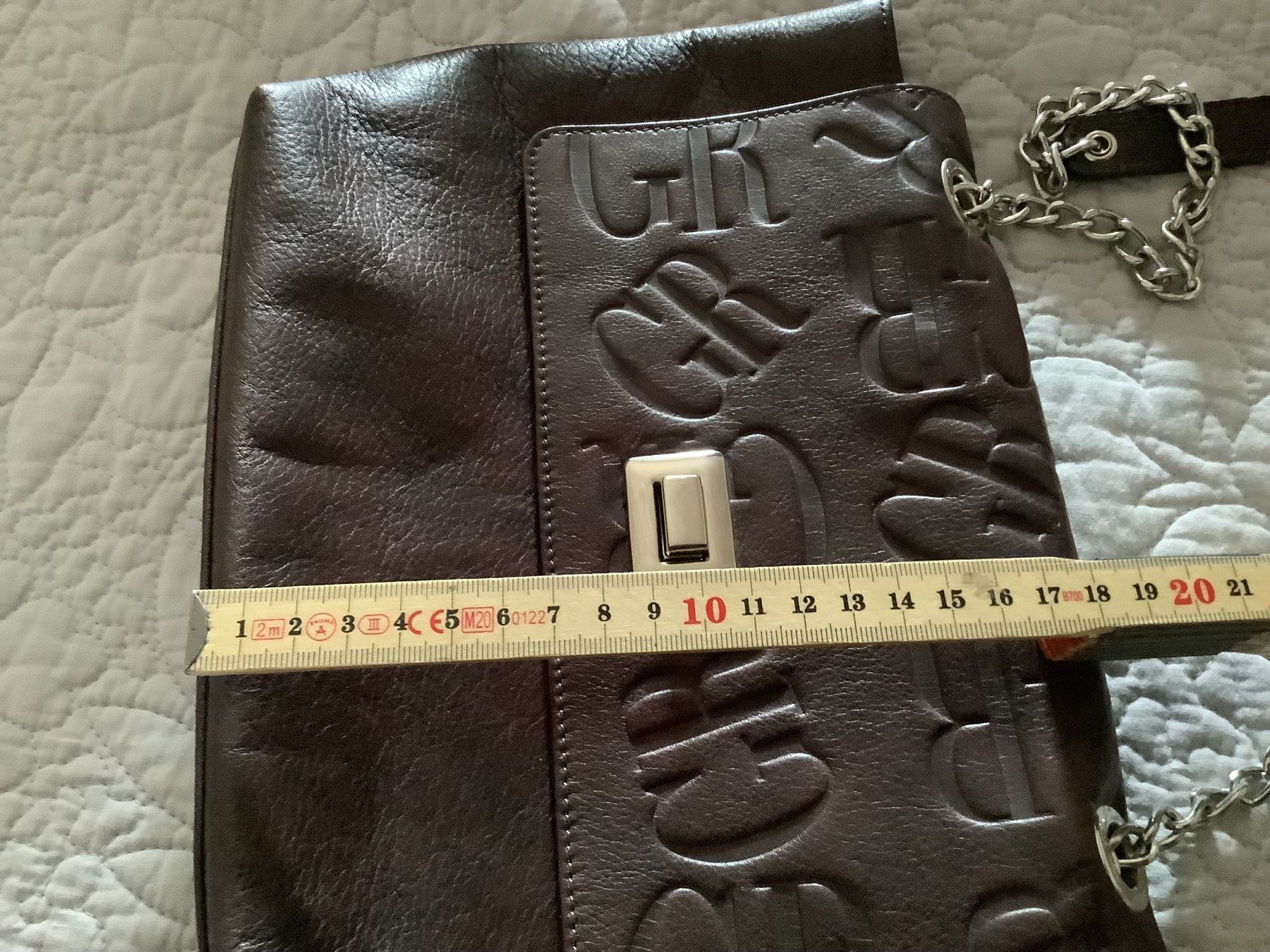 Taschen für Damen: Ledertasche – Gebraucht aus Buch SH von bri_hpp2 5