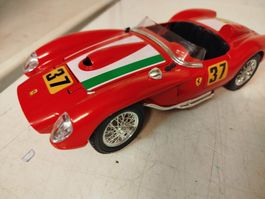 Burago Ferrari 250 Testa Rossa 1/18