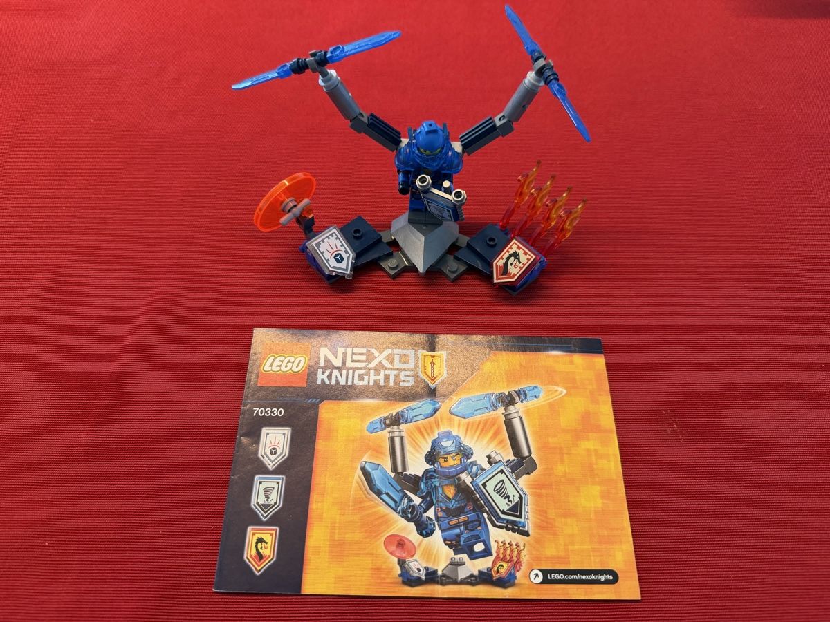 Lego Kit di costruzioni: LEGO Nexo Knights - 70330 - Ultimate Clay aus 2016 – Usato da Kloten venduto da Mak10auto 1