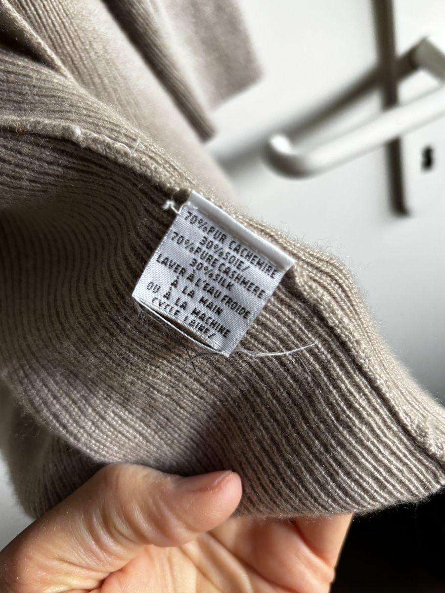 Gilets & Westen: Cardigan Eric Bompard cachemire et soie, taille M – Gebraucht aus Vésenaz von dri_rc9f 2