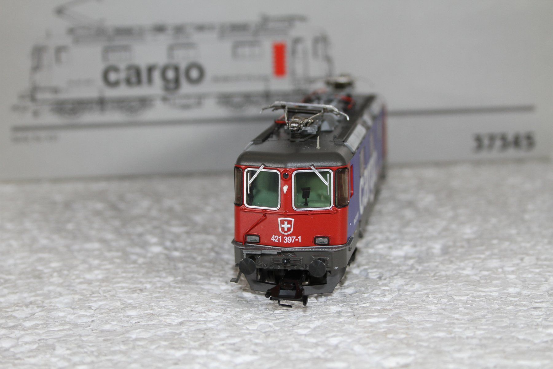 Märklin Trains électriques: Märklin 37345 SBB Cargo Re 421, Re 4/4 – D'occasion à Triesen par gleis8 3