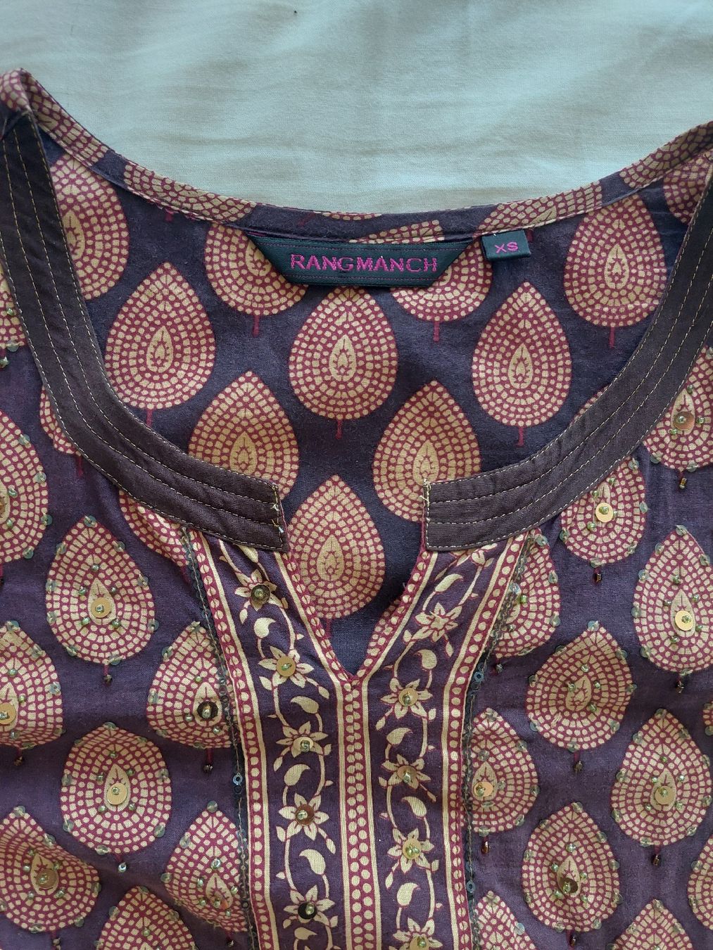 Kleider: Indisches Kleid Grösse XS gemustert – Gebraucht aus Zürich von Taxista 2