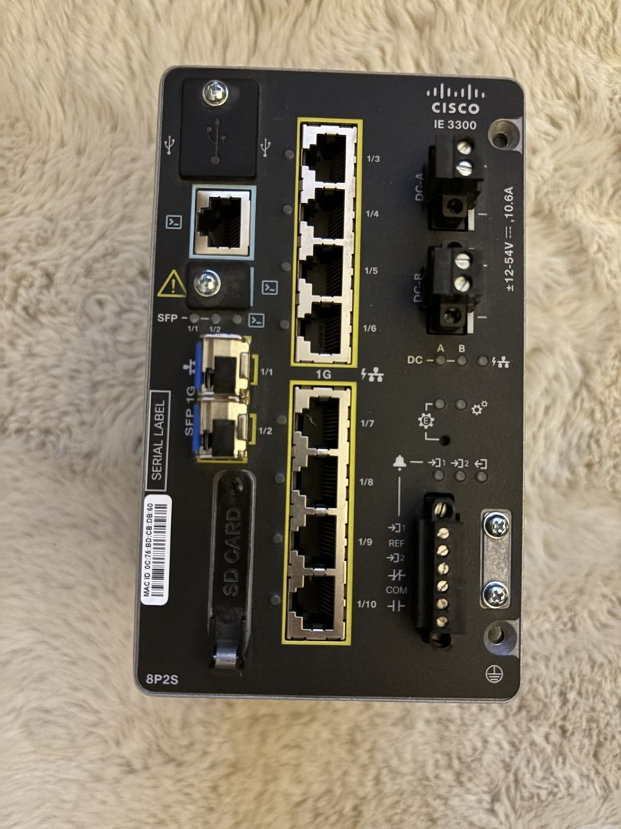 Hub & Switch: cisco ie-3300-8p2s-e v04 – Nuovo (secondo la descrizione) da Kilchberg ZH venduto da chefe07