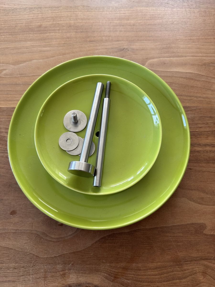 Plateaux: Etagere 2-stufig hellgrün – D'occasion à Winterthur par Nic.Pr 1