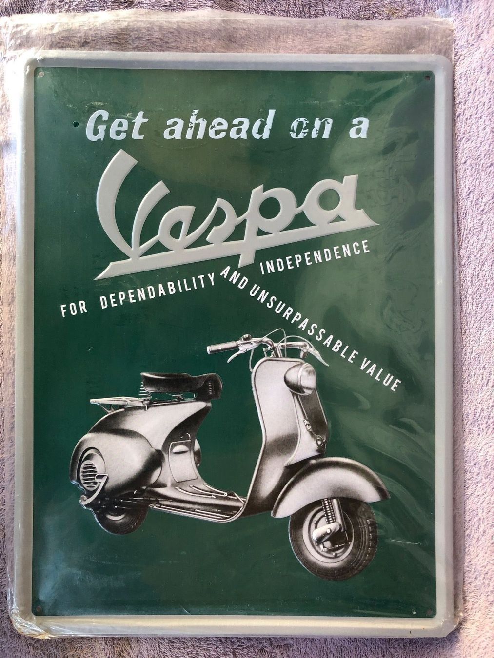 Schilder: Vespa Piaggio italia Classic roller – Neu und originalverpackt aus Reinach AG von rares75