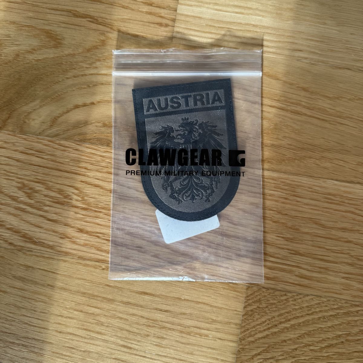 Toppe: Clawgear Austria Shield Patch RAL7013 - Neu & Original! – Nuovo (secondo la descrizione) da St. Gallen venduto da phi_9wrm