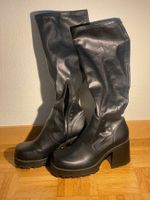 ASOS DESIGN Knee boots in black