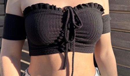 Schwarzes schulterfreies Crop Top Grösse S, ungetragen