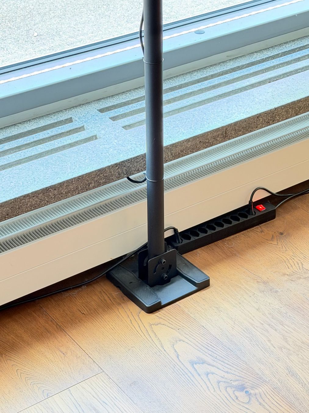 Supporti a parete: Ceilingmount LS – professionelle TV-Deckenhalterung – Usato da Olten venduto da antonio.troia 4