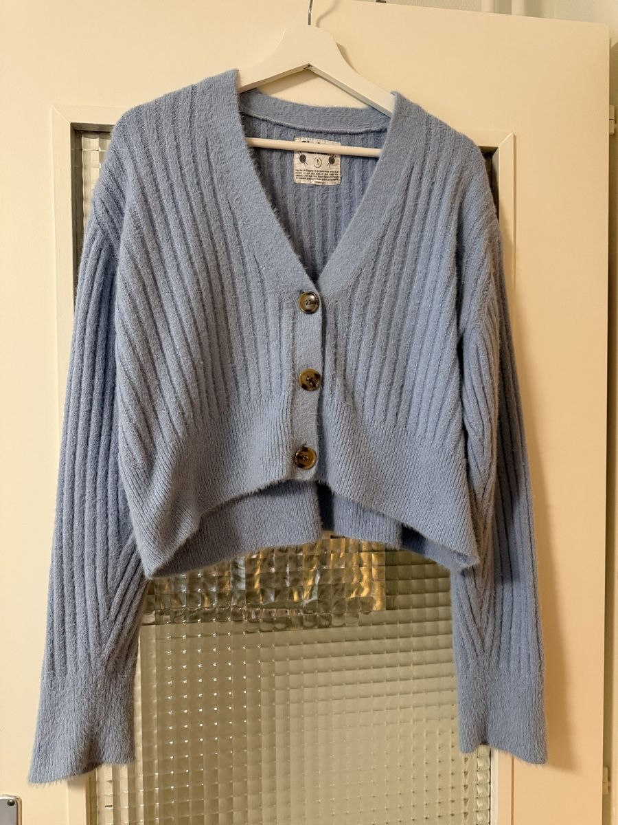 Maglioni & Felpe: Cardigan / Pull - M – Usato da Belmont-Lausanne venduto da Michelle_Srdr_ 1