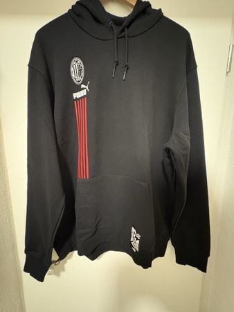 Schwarzer Puma AC Mailand Hoodie, Grösse XL, Top Zustand!