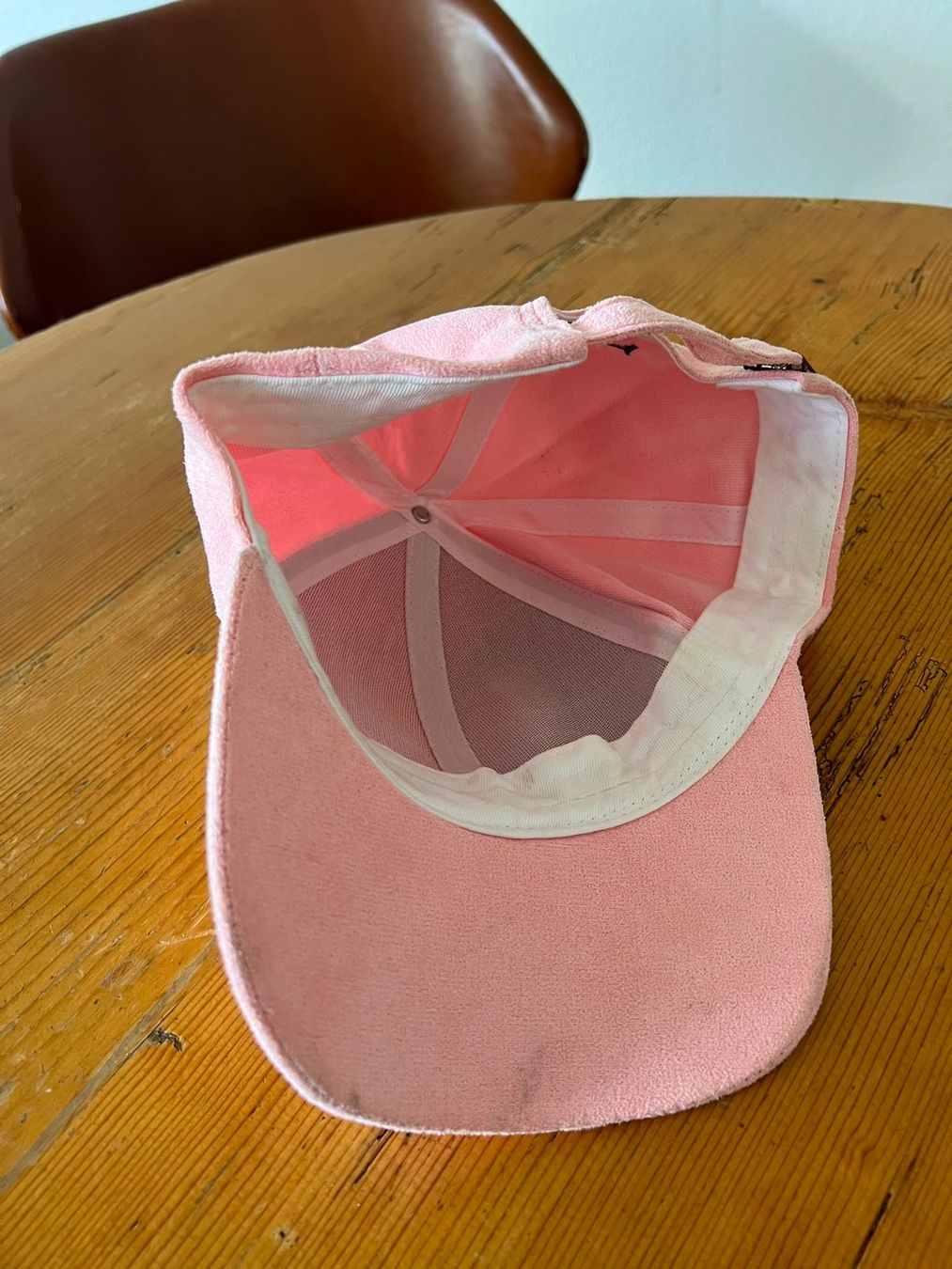 Copricapi, berretti & cappellini: Rosa Cap mit Rose – Usato da Zürich venduto da lisitsyna 2