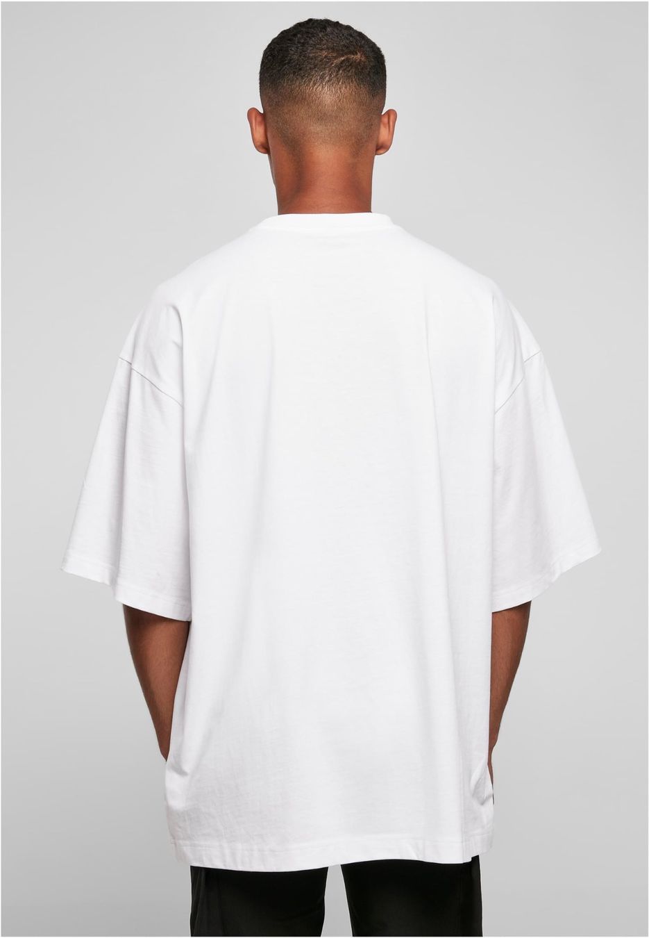 T-Shirts: UGi BIGY Tee - Oversize Tee - Weiss – Neu und originalverpackt aus Regensdorf von StyleTown 1
