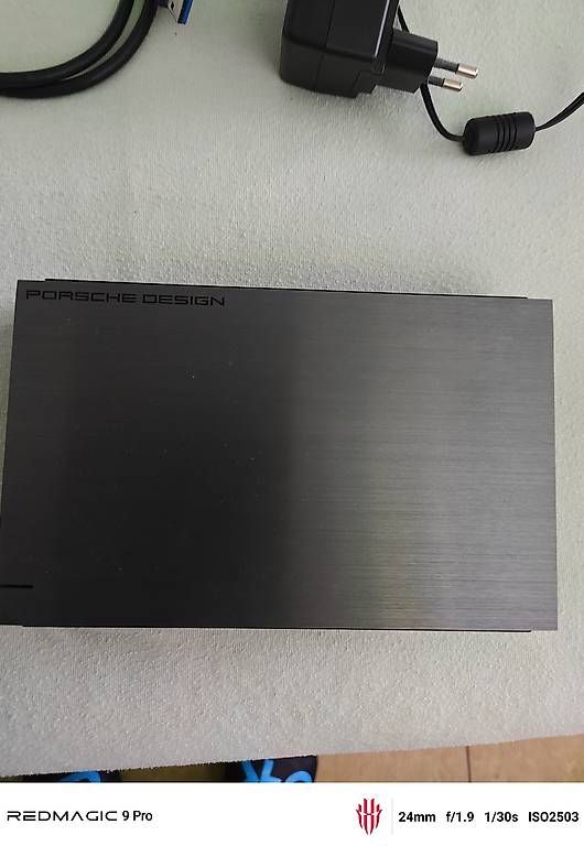 Lacie Harddisks: Lacie Porsche Design Festplatte 4 Tb – Gebraucht aus Wil SG von spo_j2pp 2