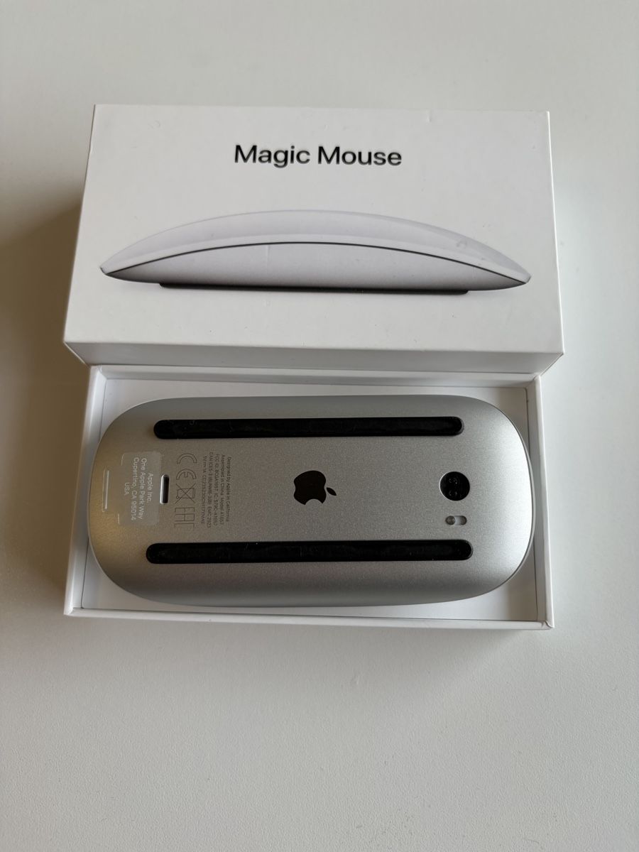 Apple Mouse: Apple Magic Mouse Wireless Like new in Original packaging  – Usato da Zermatt venduto da add_c7sr 1
