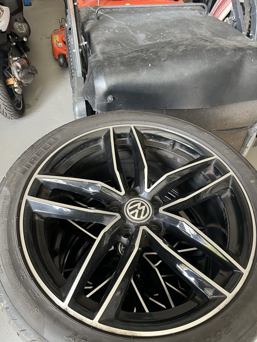 Volkswagen Cerchioni: Vw Tinguan Felgen  – Usato da Ried-Brig venduto da H-Handel 1