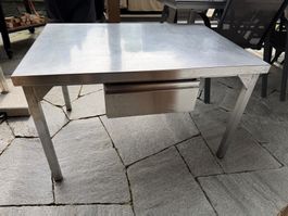 Arbeitstisch (Chromstahl